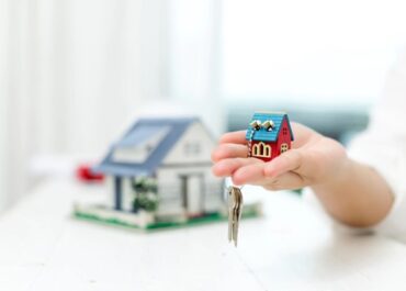 Why Use a 'Fast House Buyer' When Selling Your Home?
